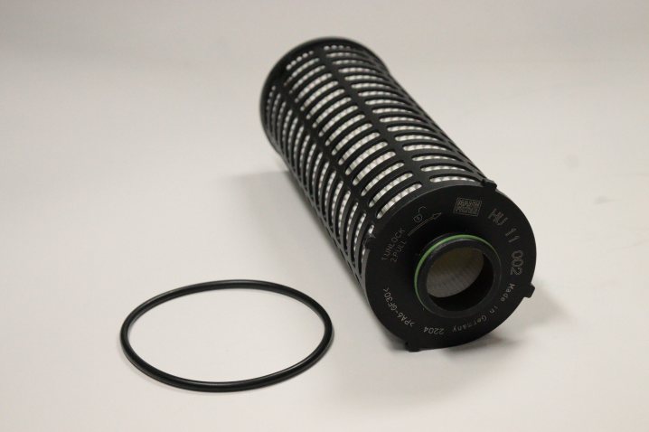 HU 11 002 x oil filter (element)