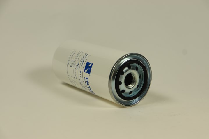 A111G25 oil filter (spin-on)