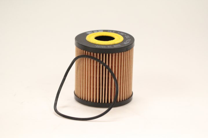 MLE1367 oil filter (element)