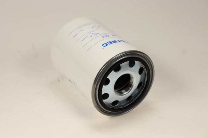 A120C25 oil filter (spin-on)